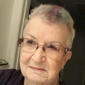 Meet your Posher, Stella